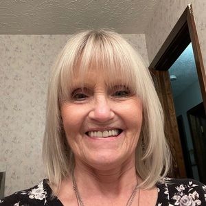 Meet your Posher, Brenda